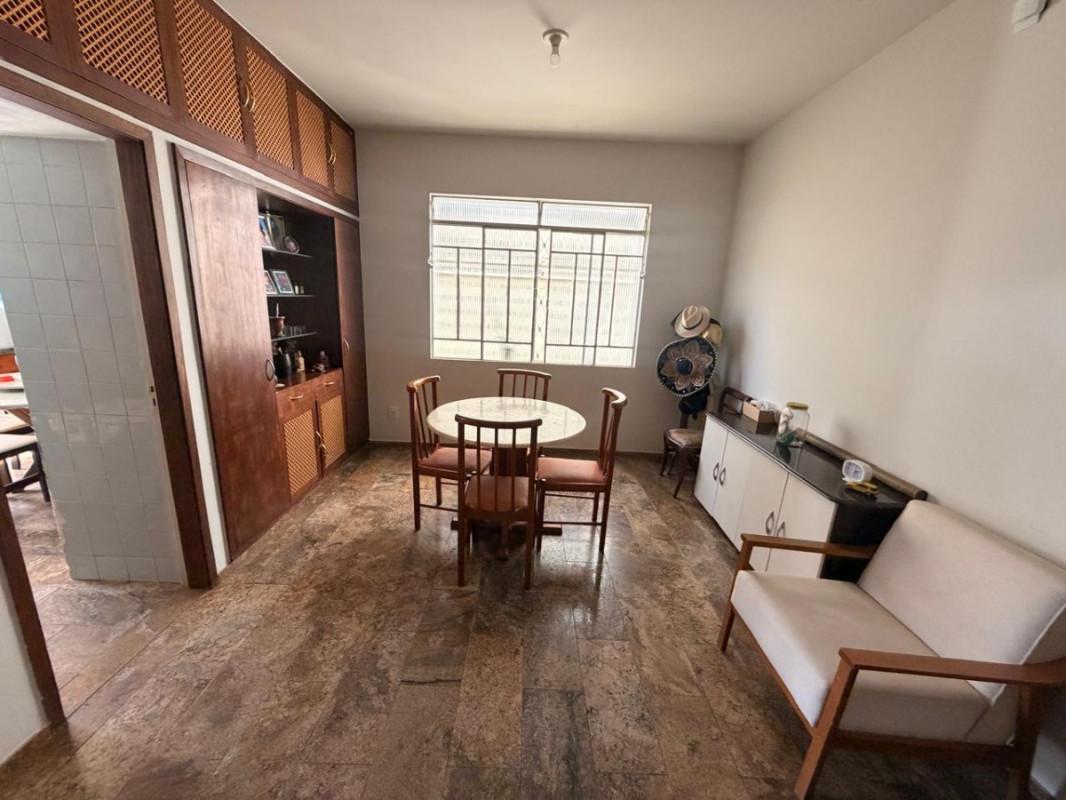 Casa, Anchieta, 5 Quartos, 3 Vagas, 1 Suíte