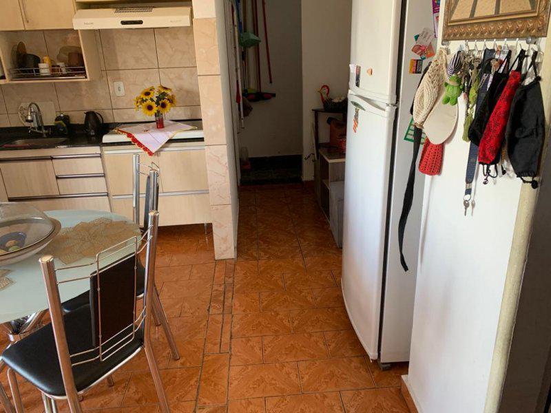 Casa, Lindéia, 5 Quartos, 6 Vagas, 1 Suíte