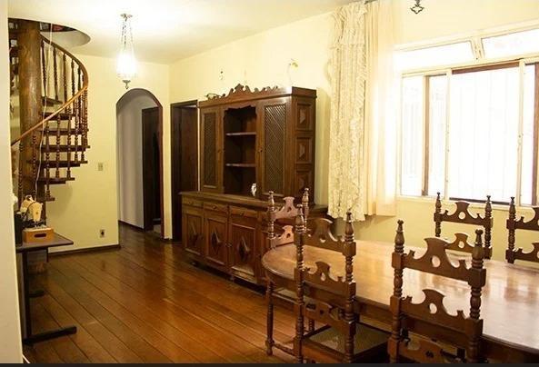 Casa, Itapoã, 4 Quartos, 5 Vagas, 1 Suíte