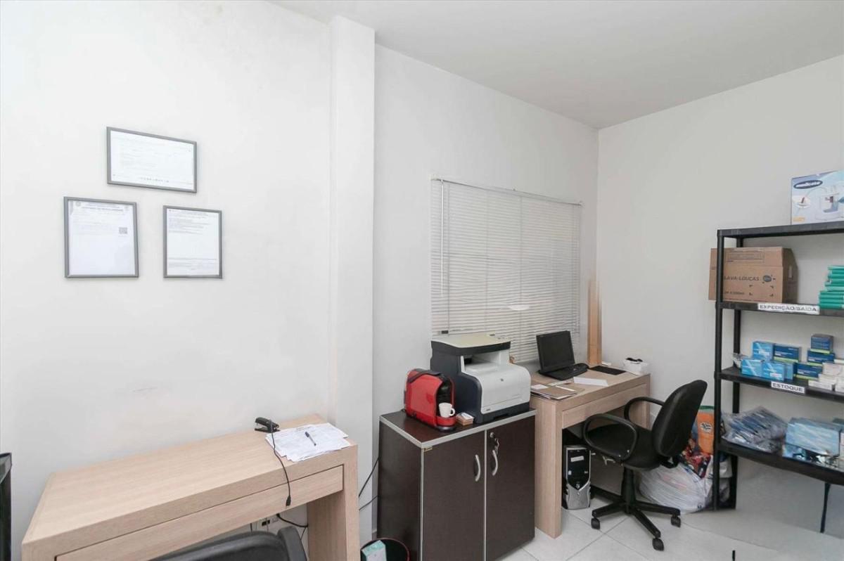 Prédio, Floresta, 0 Quarto, 0 Vaga