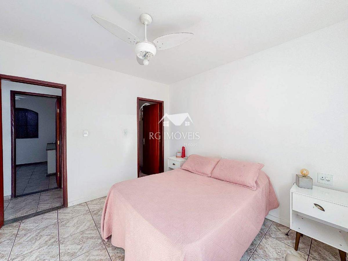Casa, Itaipu, 5 Quartos, 4 Vagas, 1 Suíte