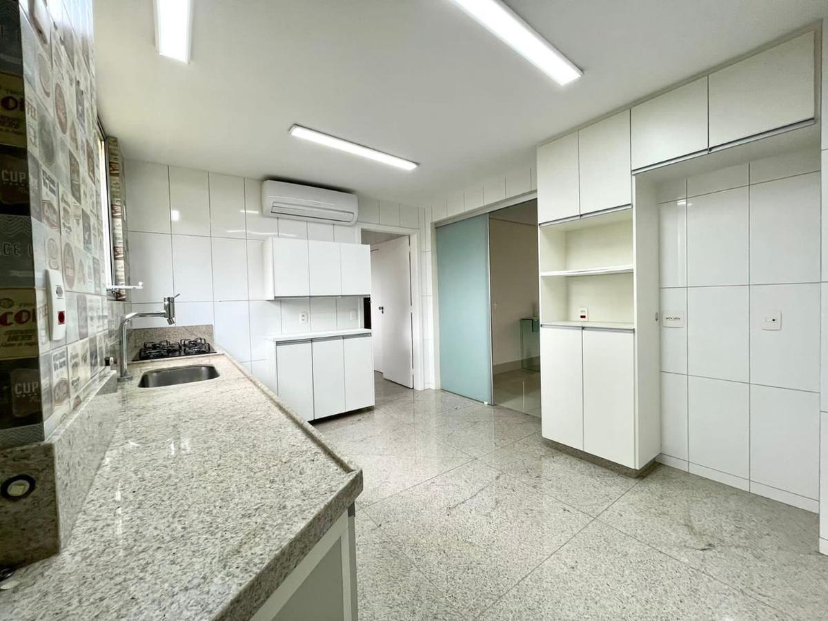 Apartamento, Lourdes, 4 Quartos, 2 Vagas, 1 Suíte