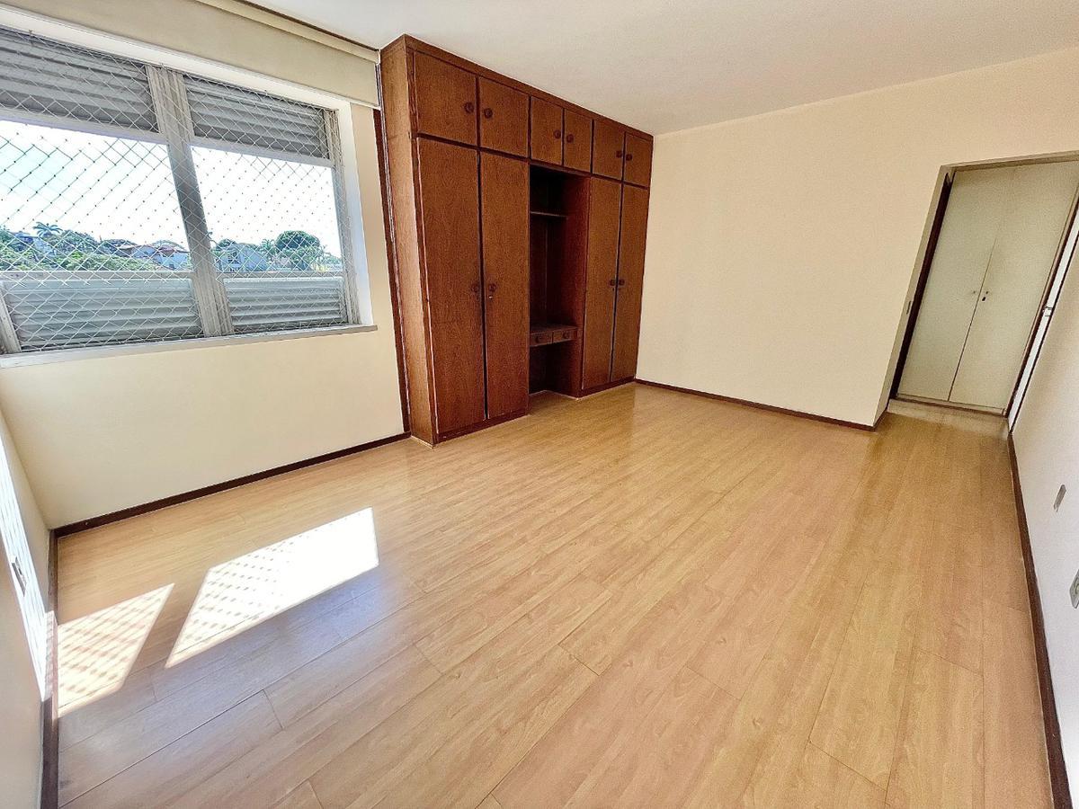 Apartamento, São José, 4 Quartos, 2 Vagas, 1 Suíte