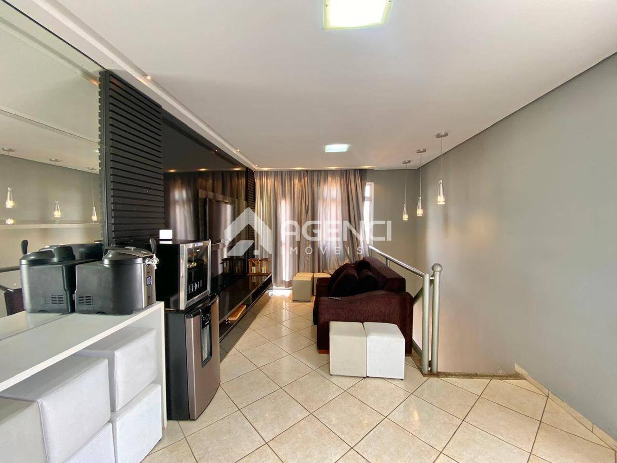 Apartamento, Santa Cruz Industrial, 3 Quartos, 0 Vaga, 1 Suíte