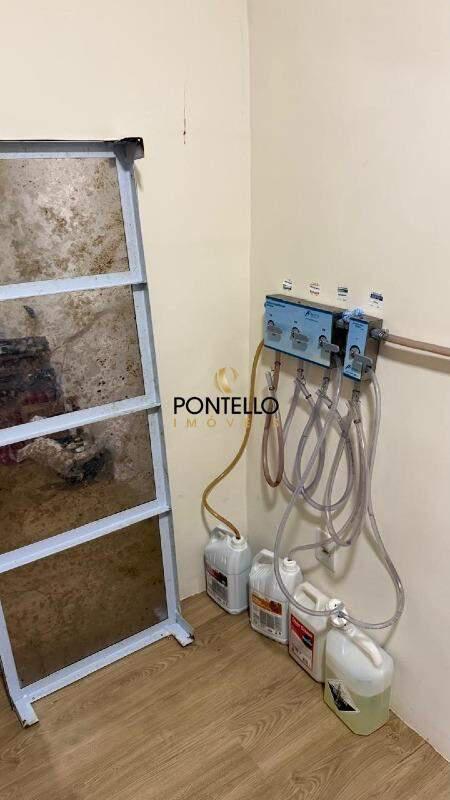 Casa, Centro, 1 Quarto, 0 Vaga, 1 Suíte