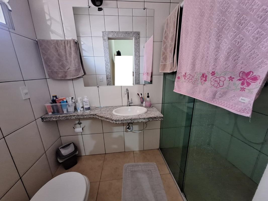 Casa, Jardim Riacho das Pedras, 5 Quartos, 2 Vagas, 1 Suíte