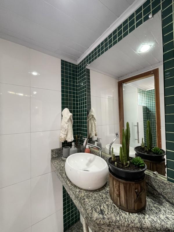 Casa, Jardim Casa Branca, 4 Quartos, 3 Vagas, 1 Suíte