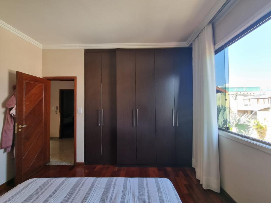 Casa, Jardim Riacho das Pedras, 4 Quartos, 5 Vagas, 3 Suítes