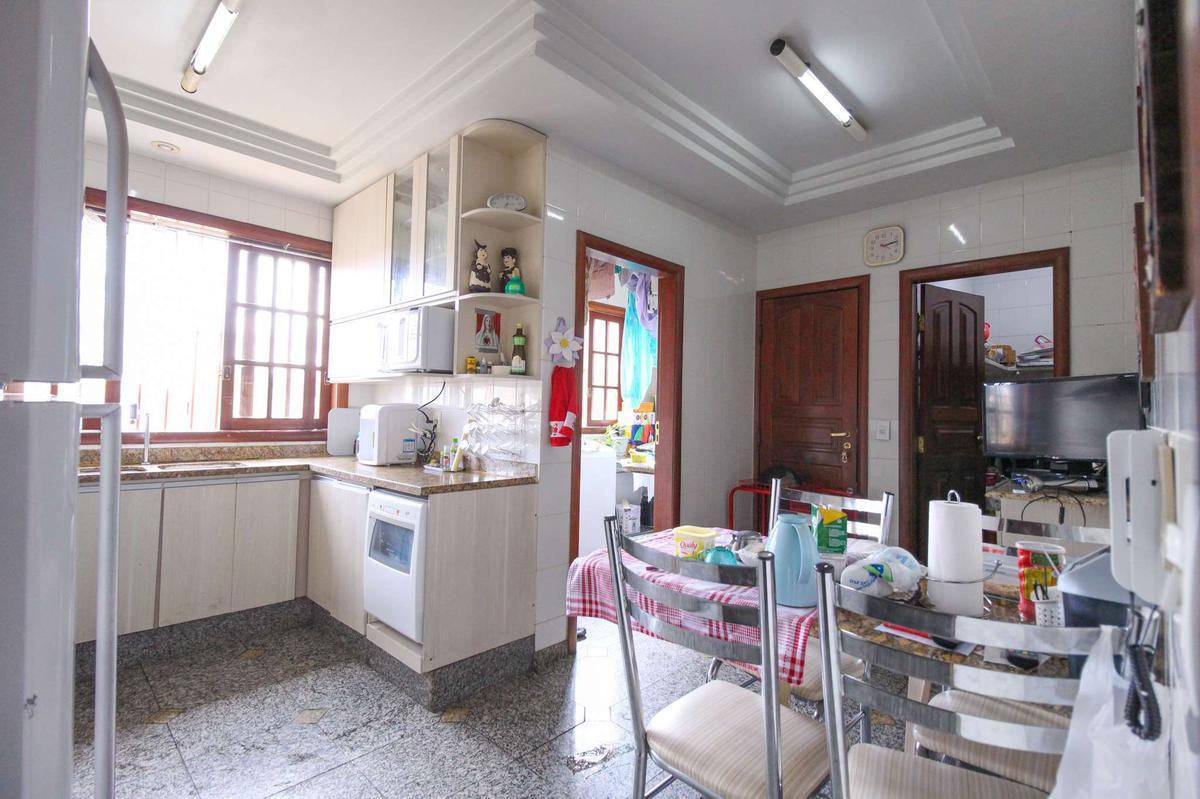 Apartamento, Fernão Dias, 3 Quartos, 1 Vaga, 2 Suítes
