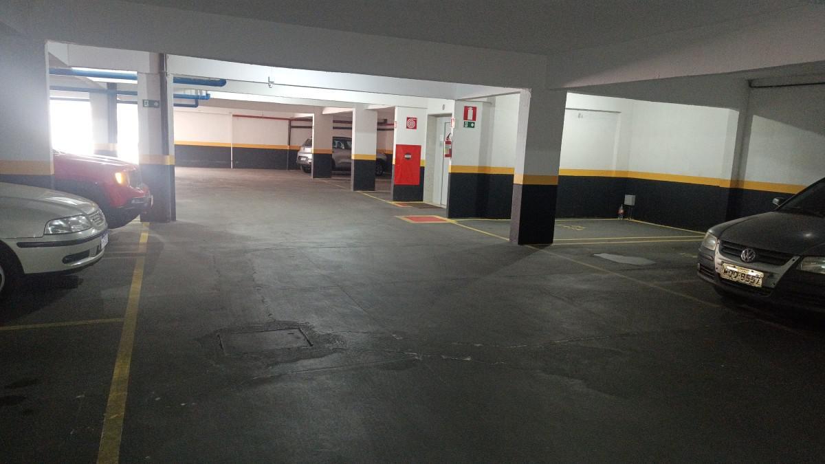 Apartamento, Sagrada Família, 3 Quartos, 2 Vagas, 1 Suíte