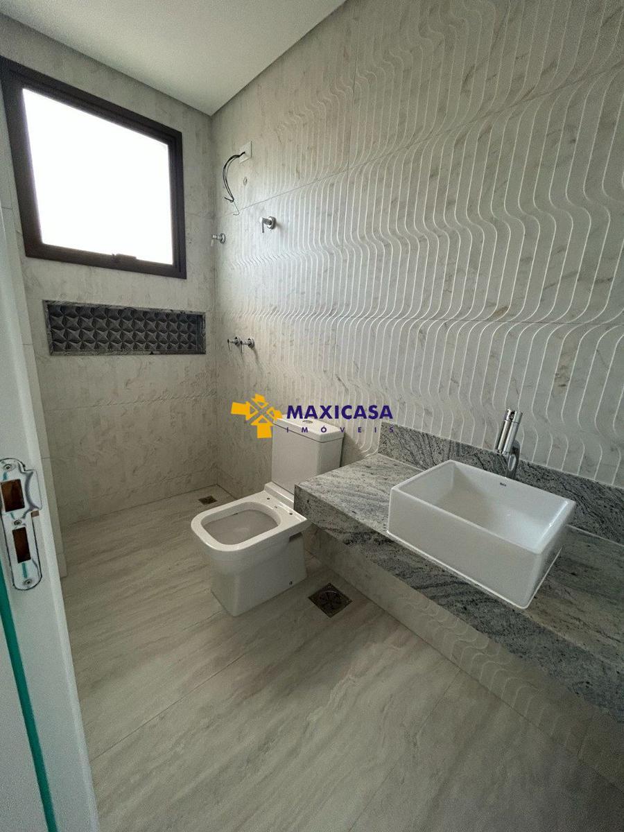 Apartamento, Jaraguá, 4 Quartos, 3 Vagas, 2 Suítes