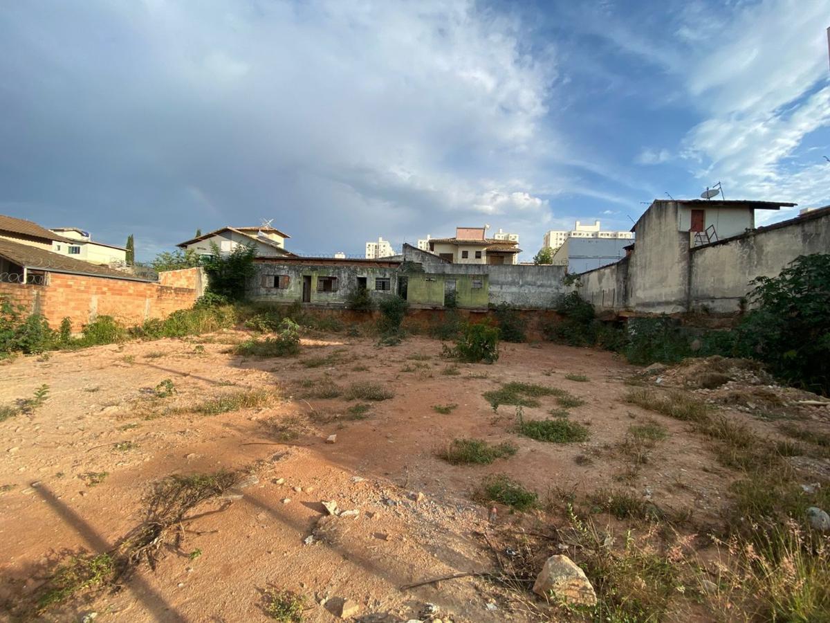 Lote, Castelo, 0 Quarto, 0 Vaga