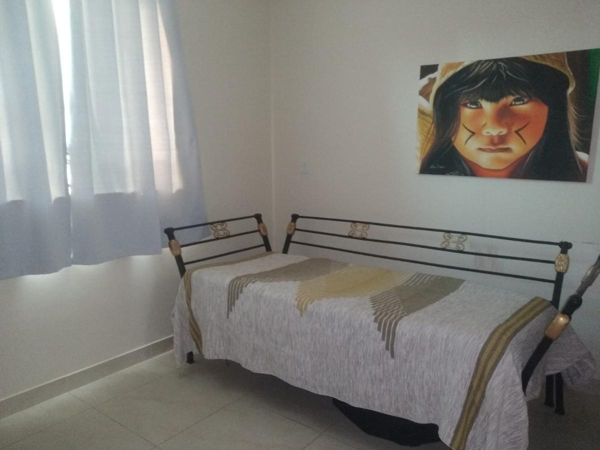 Casa, Cachoeirinha, 2 Quartos, 1 Vaga