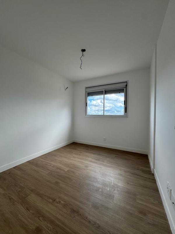 Apartamento, Sagrada Família, 3 Quartos, 2 Vagas, 1 Suíte