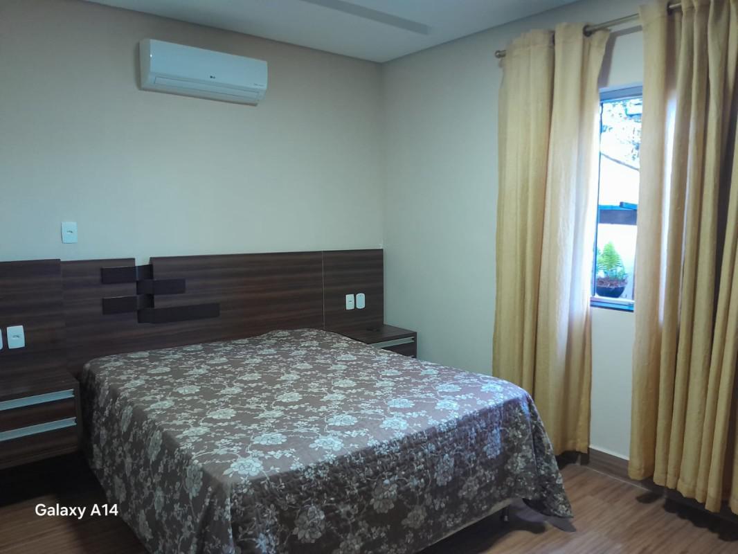 Casa, Jardim Guanabara, 3 Quartos, 4 Vagas, 1 Suíte