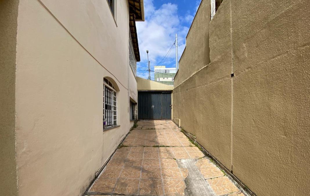 Casa, Europa, 3 Quartos, 5 Vagas, 1 Suíte