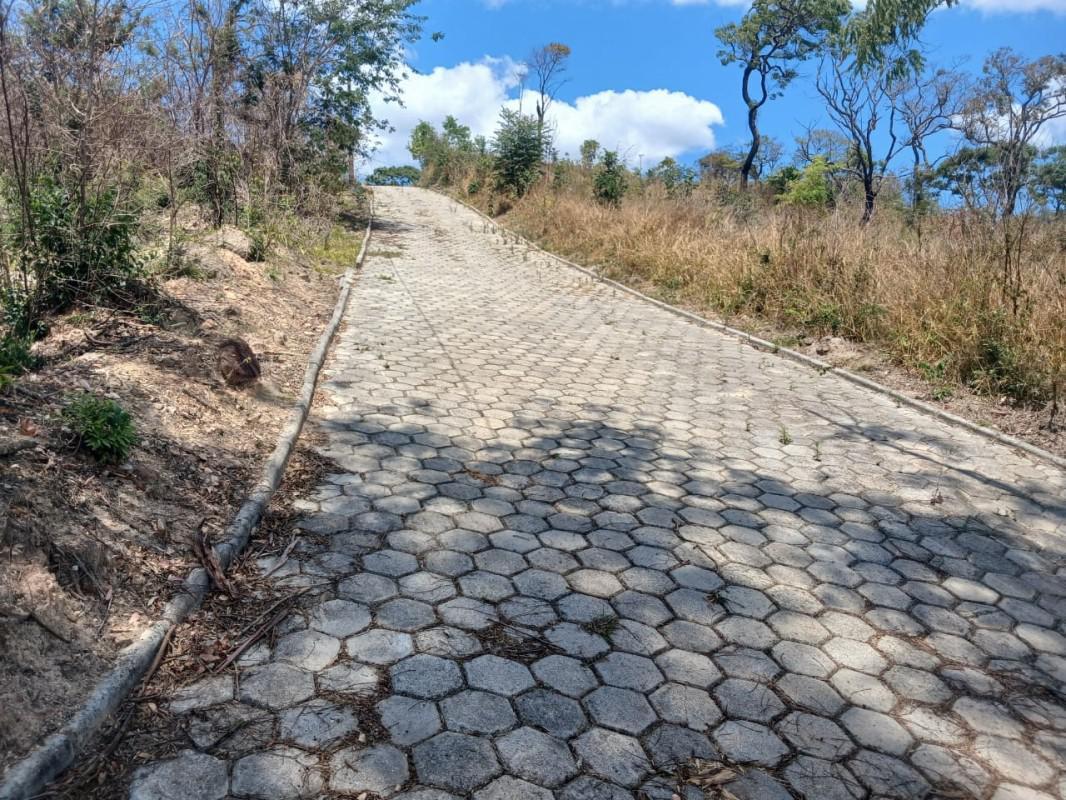 Lote, Roças Novas, 0 Quarto, 0 Vaga