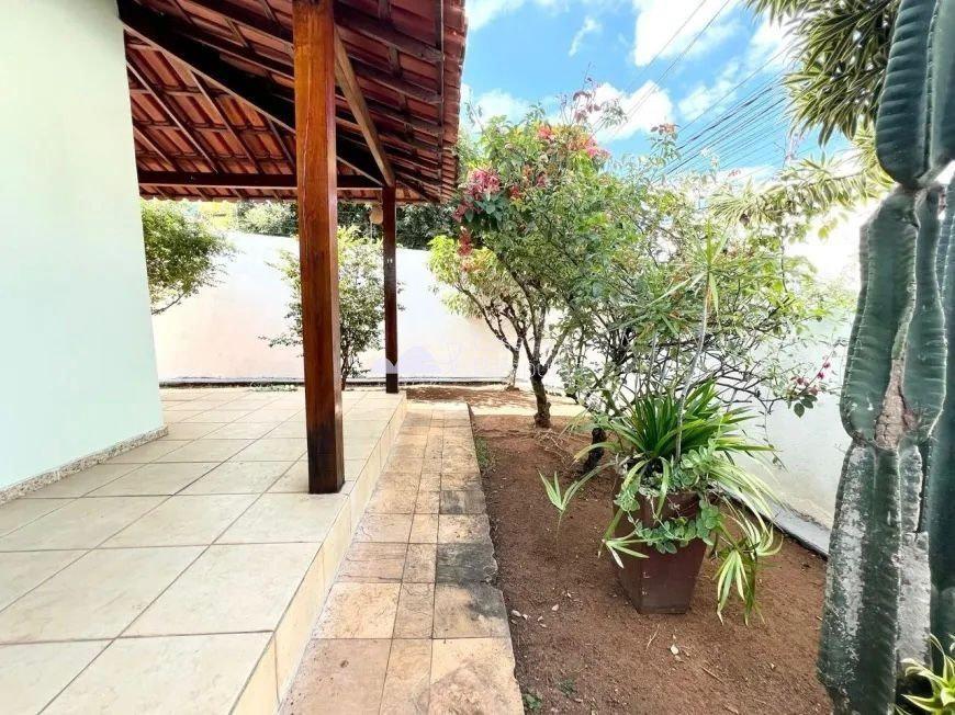 Casa, Santa Amélia, 3 Quartos, 8 Vagas, 1 Suíte