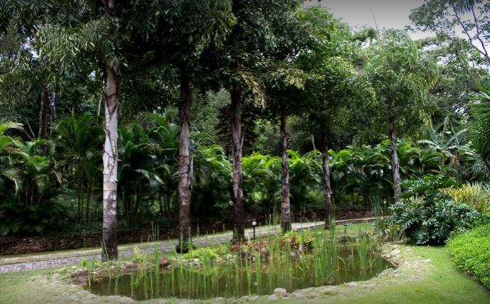 Fazenda, Califórnia, 5 Quartos, 30 Vagas, 2 Suítes