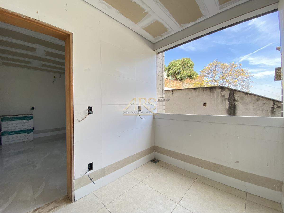 Cobertura, Guarujá, 4 Quartos, 2 Vagas, 1 Suíte