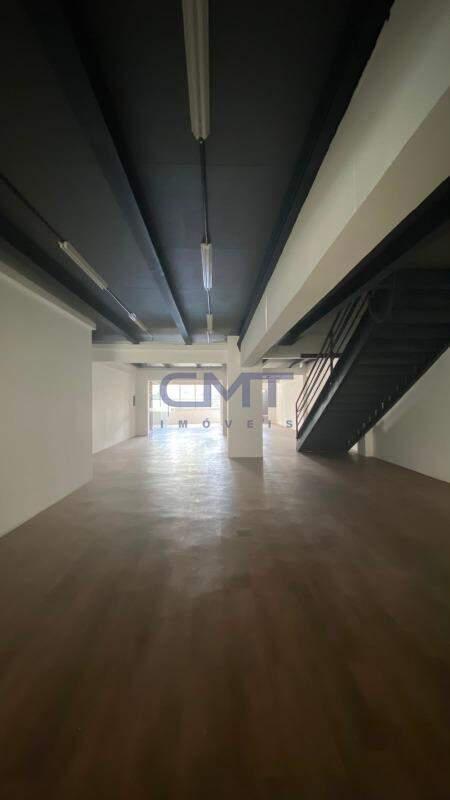 Andar, Savassi, 0 Quarto, 0 Vaga