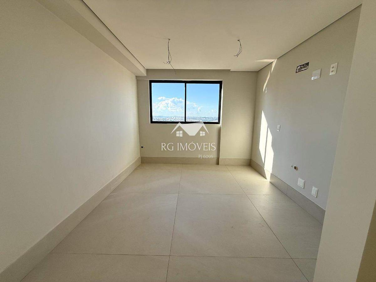 Apartamento, Barreiro, 3 Quartos, 3 Vagas, 3 Suítes