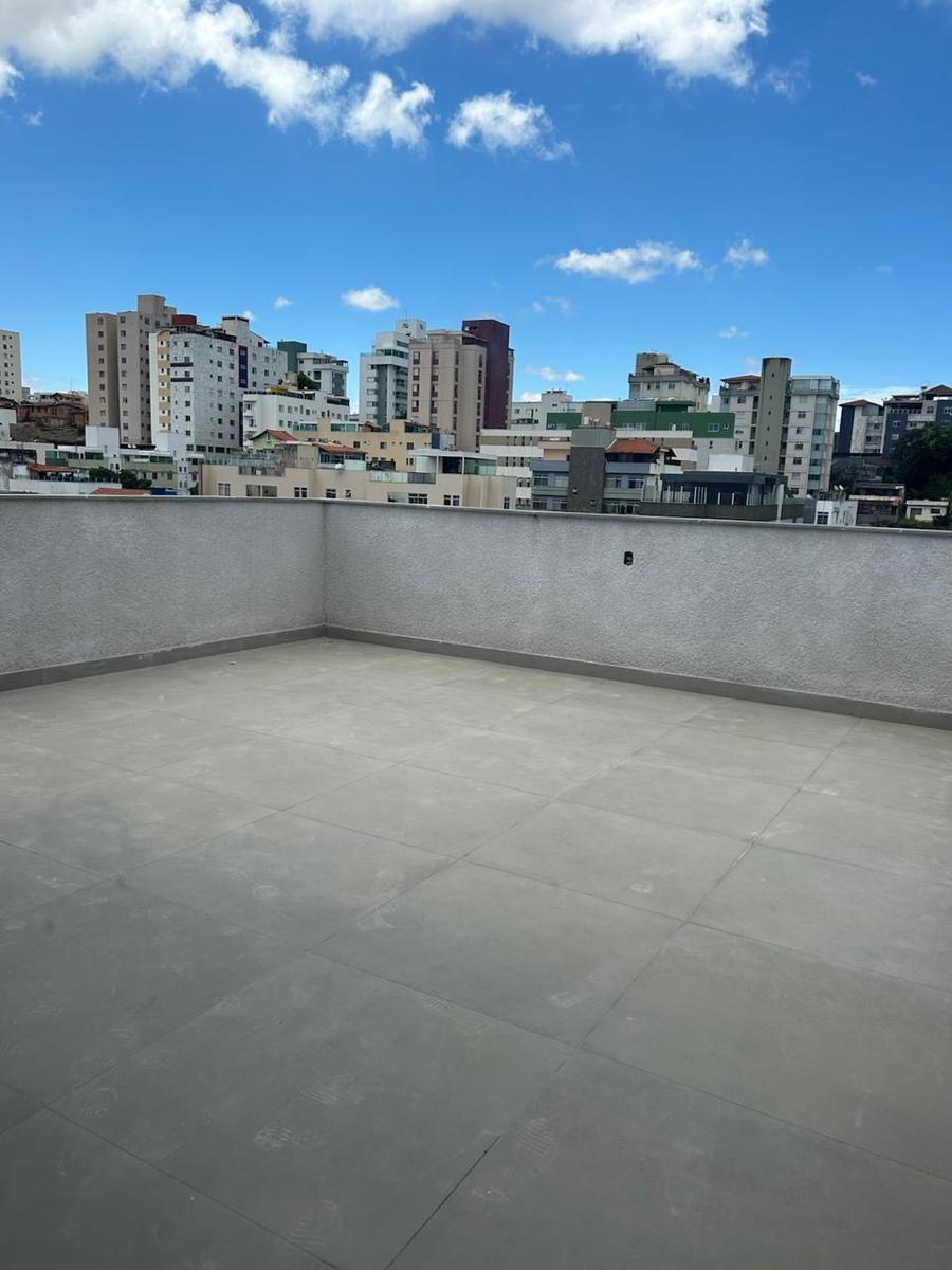 Cobertura, Sagrada Família, 4 Quartos, 2 Vagas, 1 Suíte