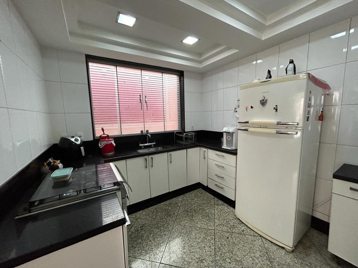 Casa, Palmares, 4 Quartos, 4 Vagas, 2 Suítes