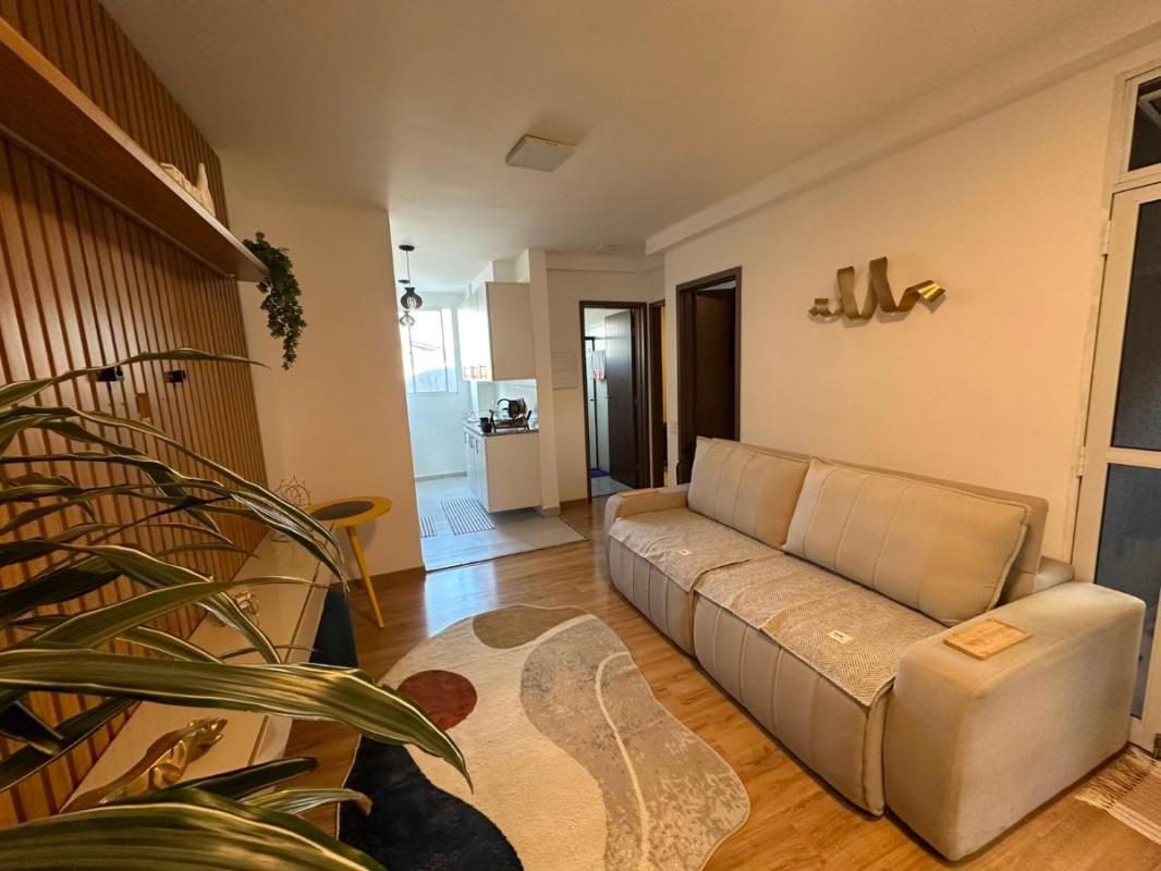 Apartamento, Santa Helena (barreiro), 2 Quartos, 1 Vaga