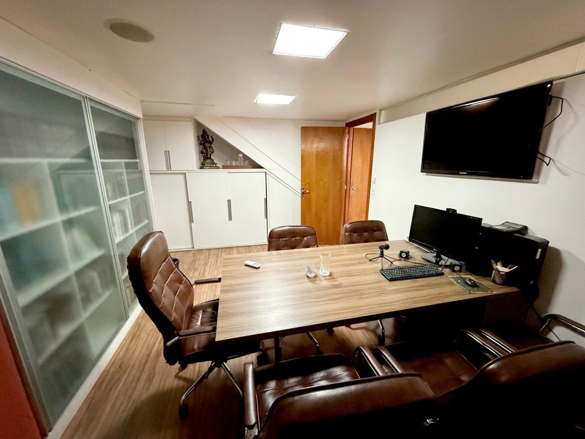 Sala, São José, 0 Quarto, 2 Vagas