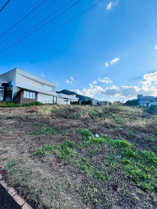 Lote, Centro, 0 Quarto, 0 Vaga