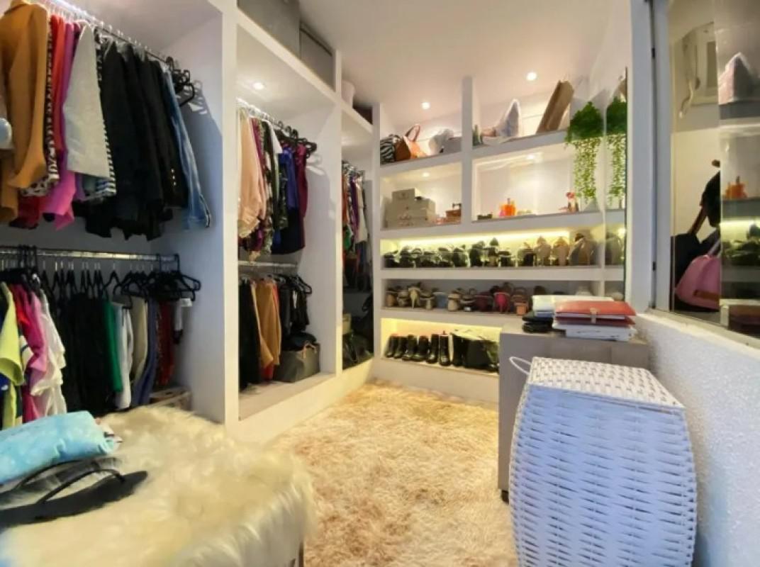 Casa, Planalto, 4 Quartos, 5 Vagas, 2 Suítes