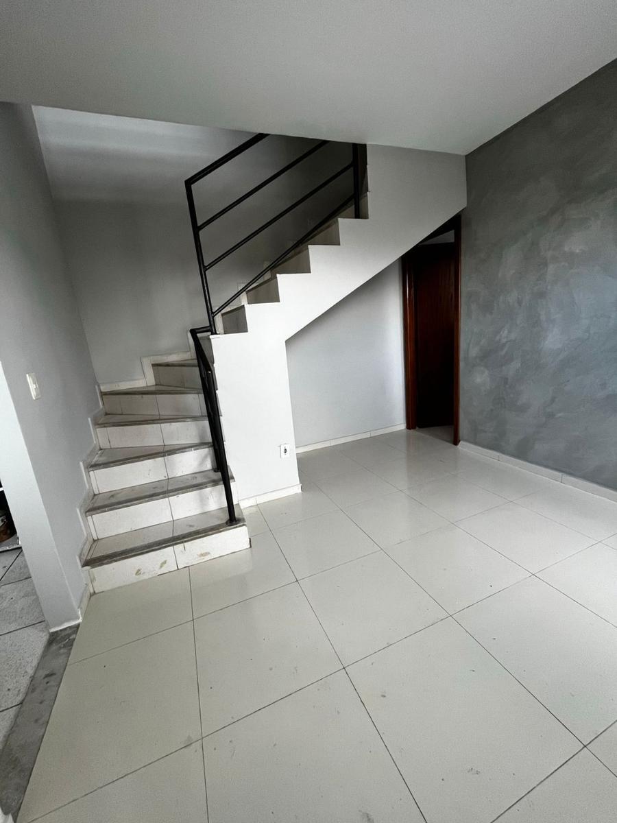 Casa, Senhora de Fátima, 3 Quartos, 2 Vagas, 1 Suíte