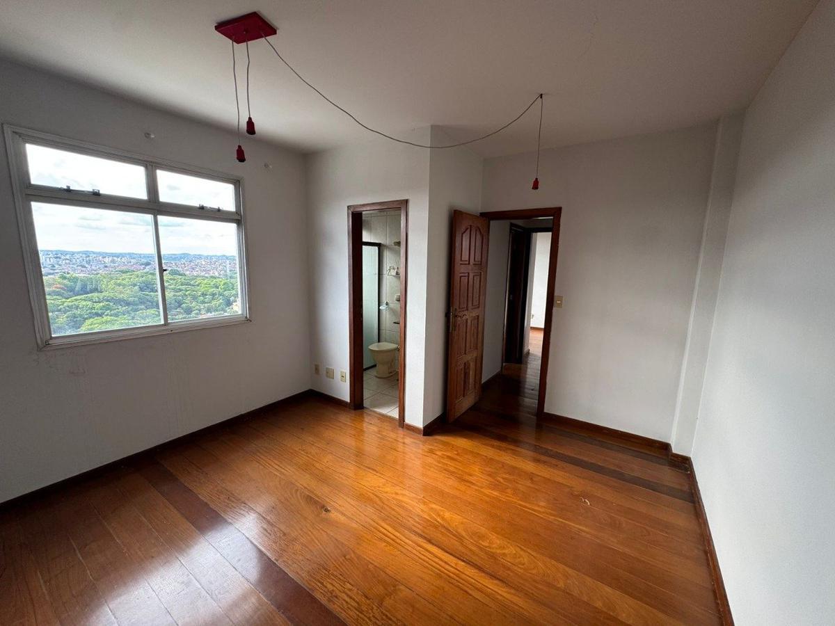 Apartamento, Fernão Dias, 2 Quartos, 0 Vaga, 1 Suíte