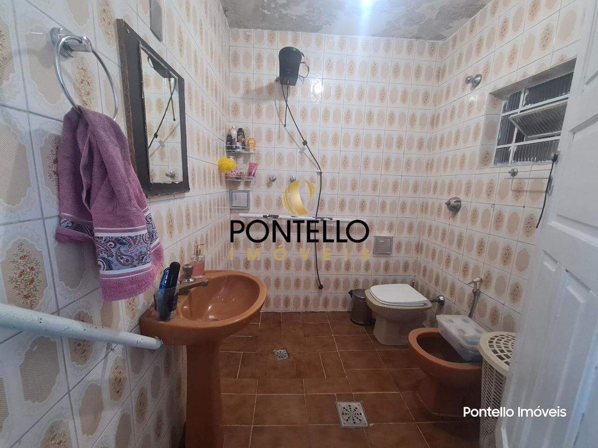 Casa, Cachoeirinha, 4 Quartos, 1 Vaga, 1 Suíte