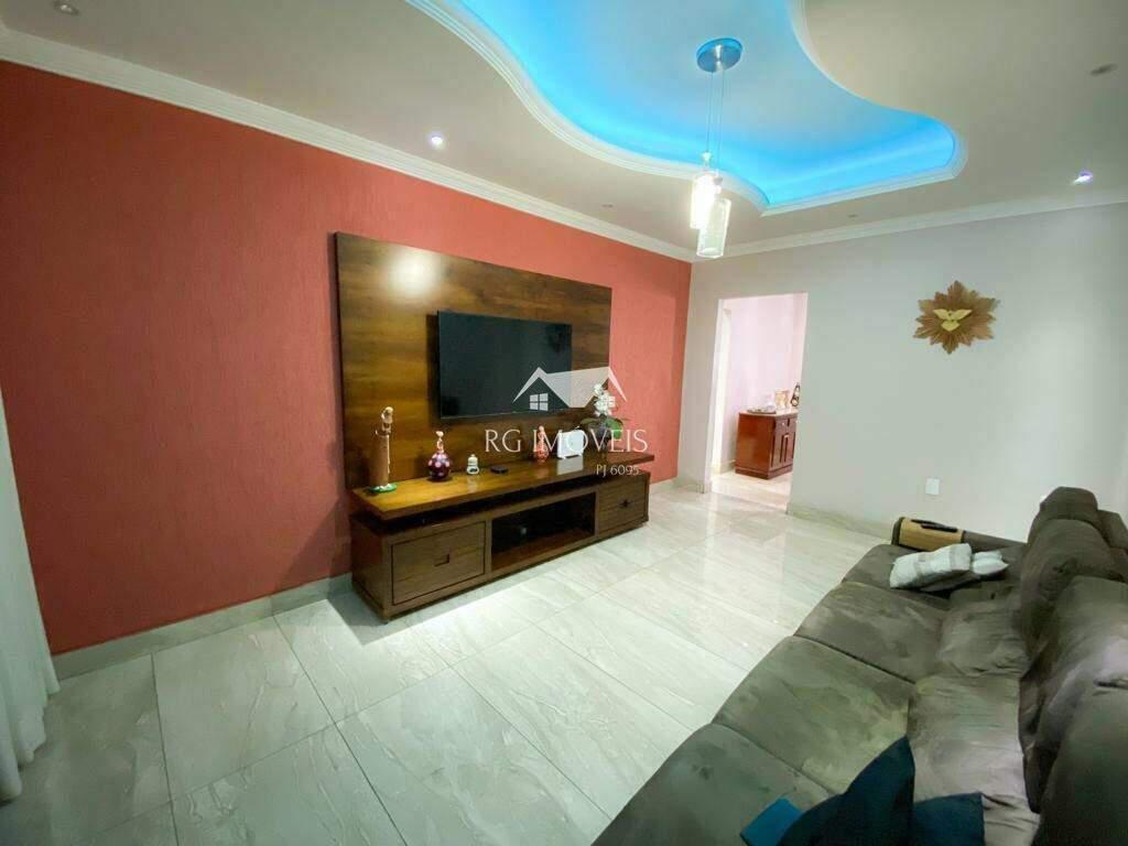 Casa, Milionários, 3 Quartos, 5 Vagas, 1 Suíte