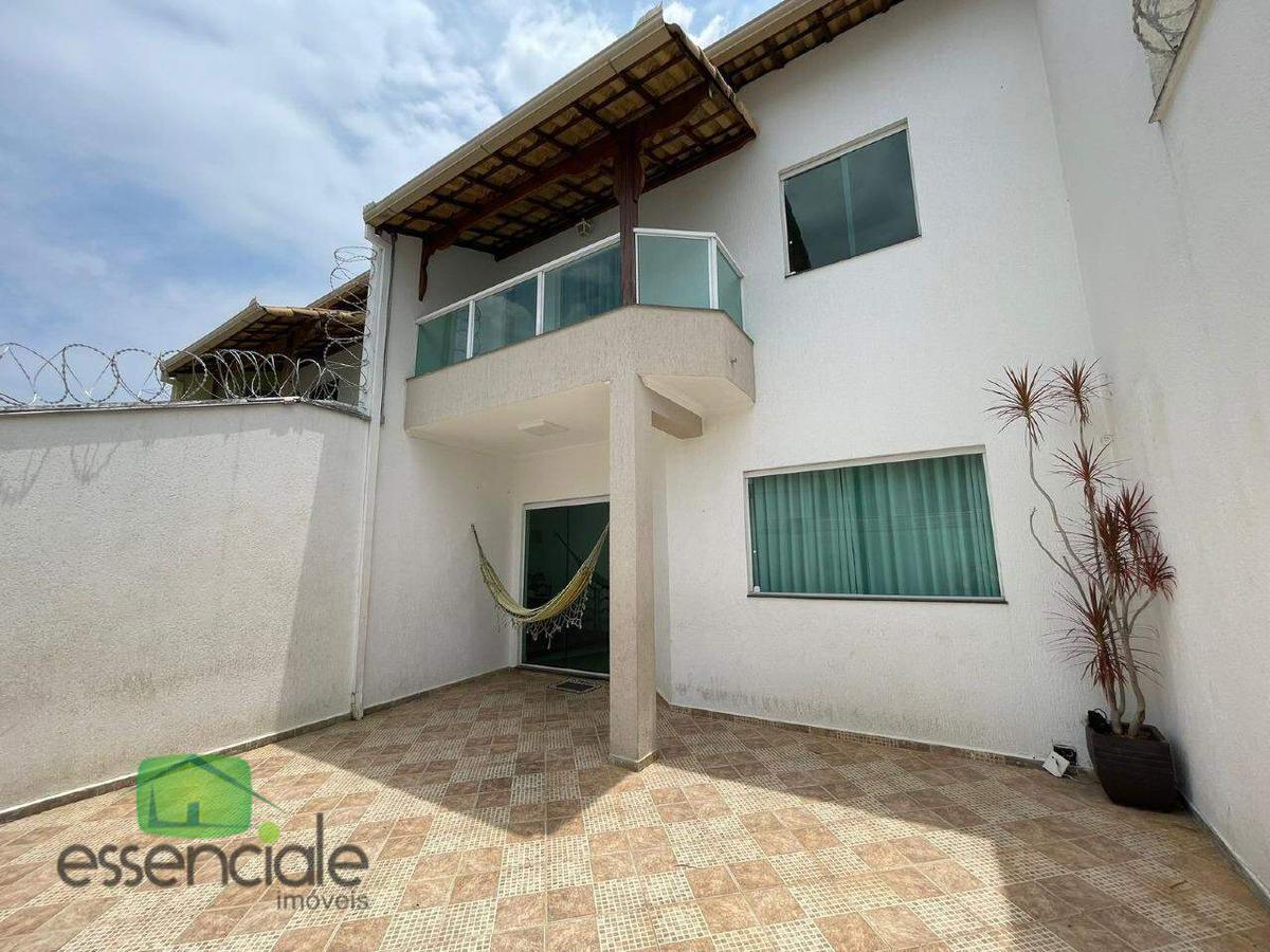 Casa, Europa, 3 Quartos, 2 Vagas, 1 Suíte