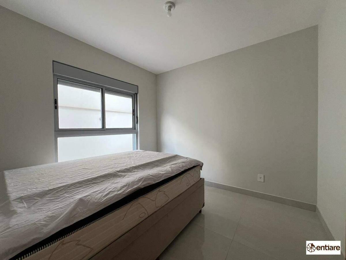 Apartamento, Barreiro, 3 Quartos, 2 Vagas, 1 Suíte
