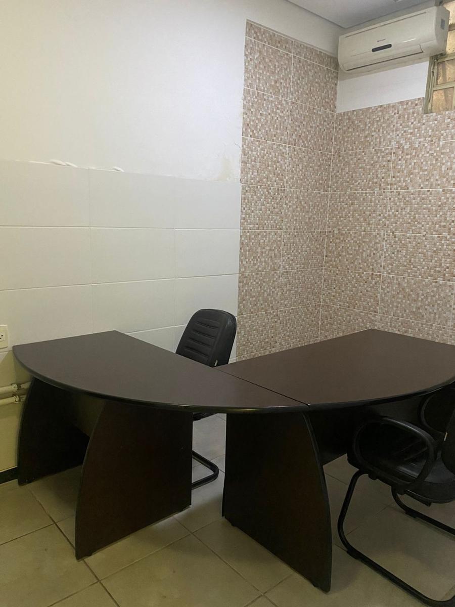 Prédio, Carlos Prates, 0 Quarto, 0 Vaga