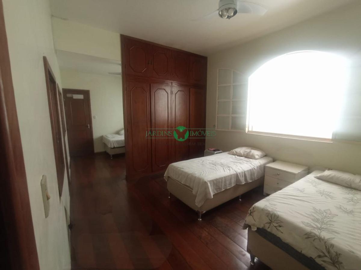 Casa, Palmares, 5 Quartos, 4 Vagas, 1 Suíte