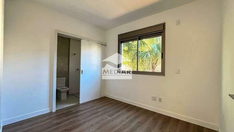 Apartamento, Cruzeiro, 4 Quartos, 4 Vagas, 2 Suítes