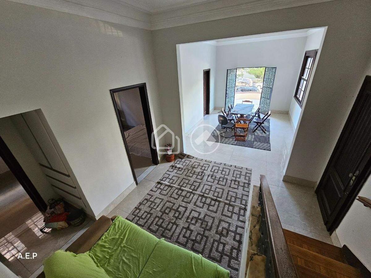 Casa, Santo Agostinho, 6 Quartos, 12 Vagas, 2 Suítes