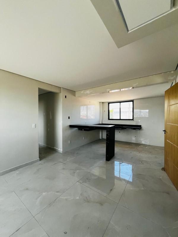 Cobertura, Santa Cruz Industrial, 4 Quartos, 2 Vagas, 1 Suíte