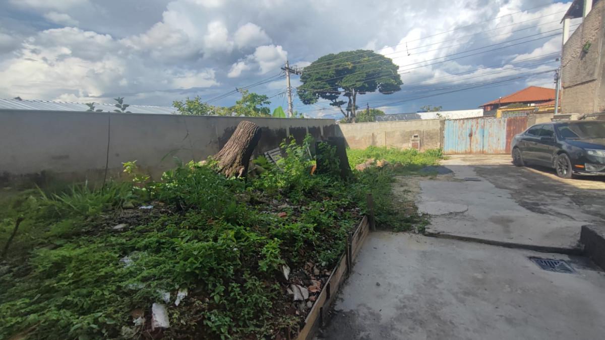 Casa, Santa Cruz, 2 Quartos, 1 Vaga