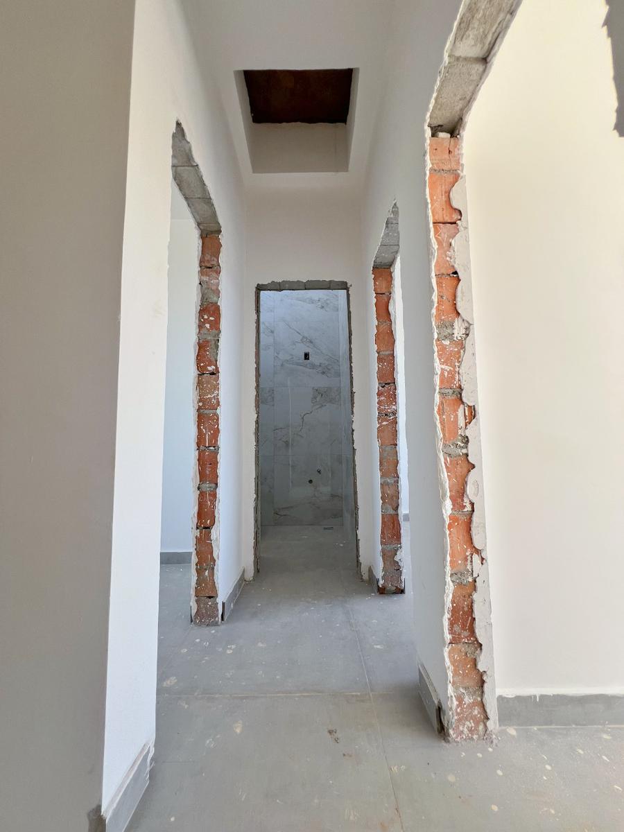 Casa, Letícia, 3 Quartos, 2 Vagas, 1 Suíte