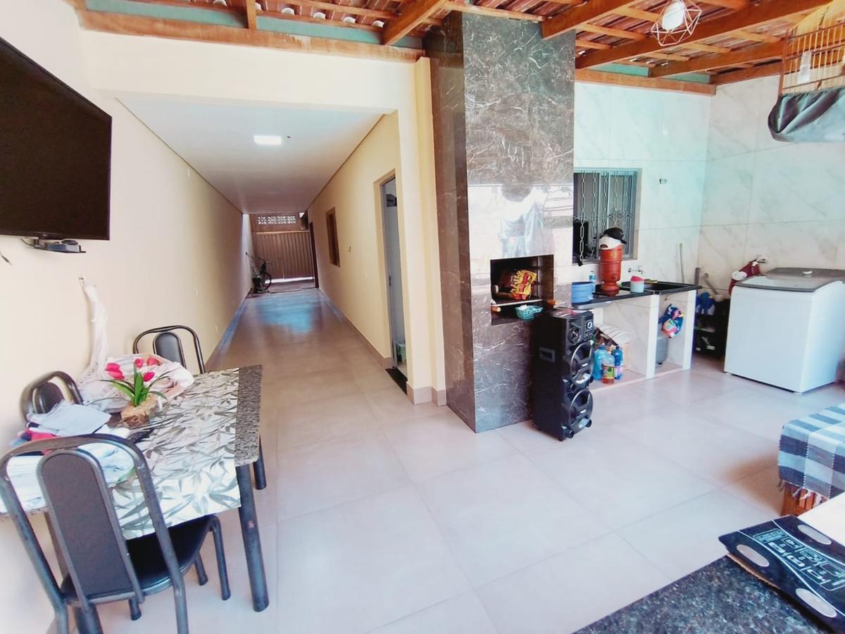 Casa, Céu Azul, 3 Quartos, 4 Vagas, 1 Suíte