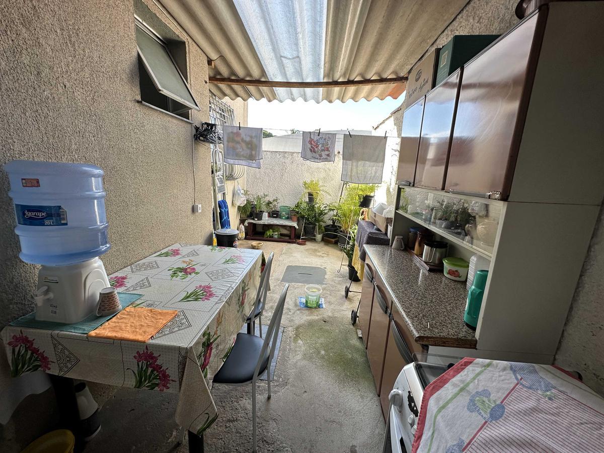 Casa, Ressaca, 2 Quartos, 1 Vaga