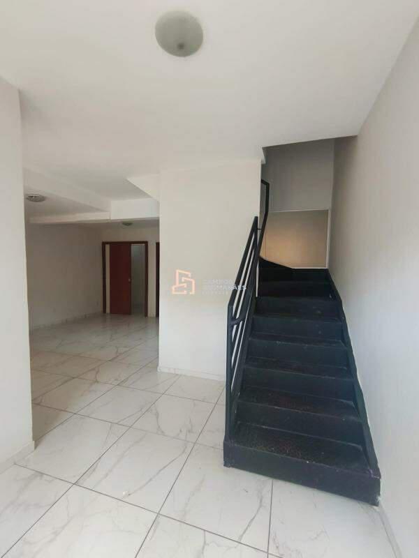 Casa, Barreiro, 2 Quartos, 1 Vaga, 2 Suítes