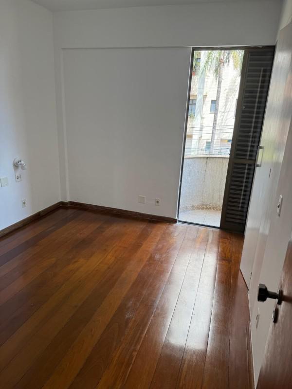 Apartamento, Coração de Jesus, 4 Quartos, 2 Vagas, 1 Suíte