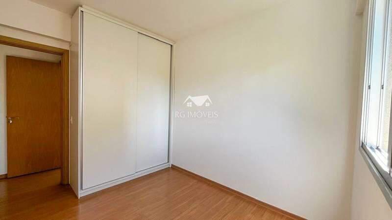 Apartamento, Estoril, 3 Quartos, 2 Vagas, 1 Suíte